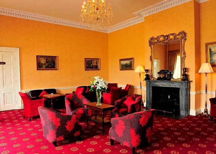 Resort House Hotel, Golf & Leisure 3*